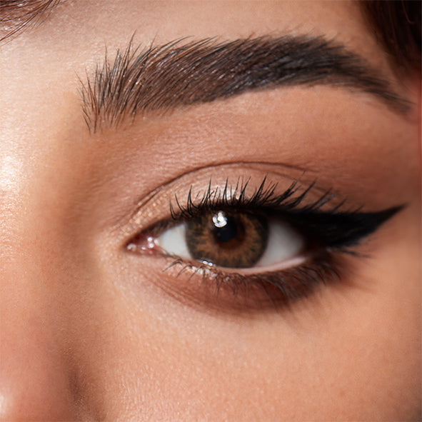 ِAmara Color Contact Lenses - Deserto عدسات امارا لون ديزيرتو غدير السلطان